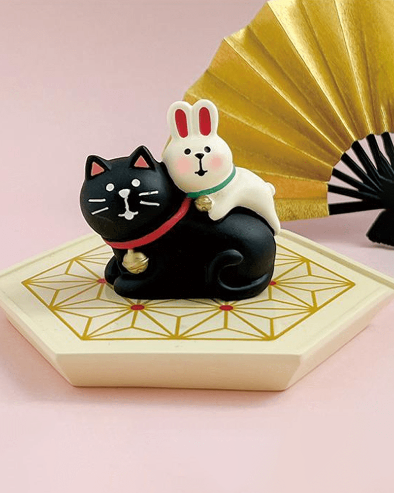 DECOLE concombre Cat  Rabbit Figurine – SUKOSHI MART