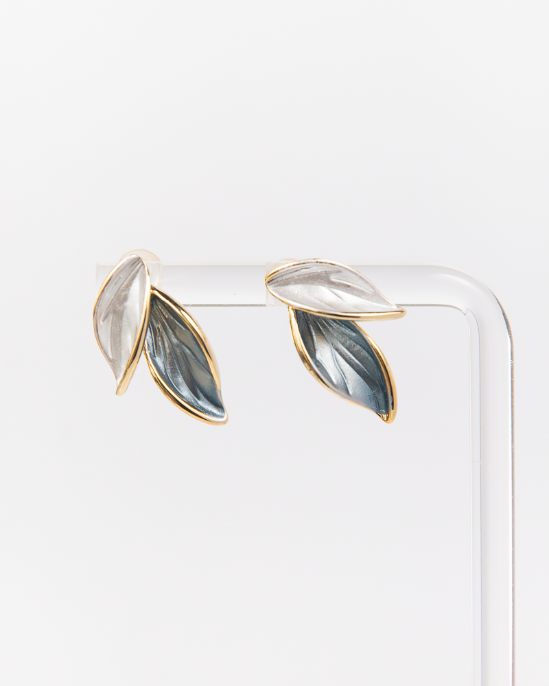 NYU NYU Elegant Leaf Earrings