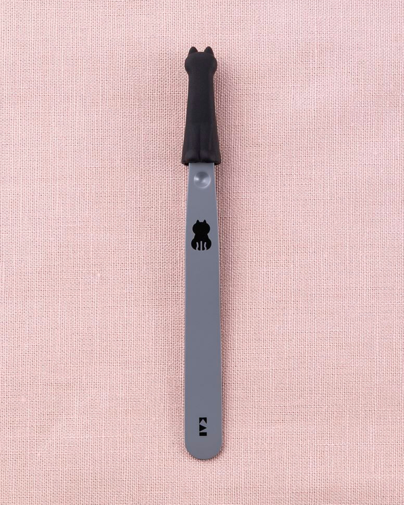 KAI Nyarming Cat Tweezers