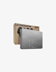 LE SSERAFIM - 5ème mini album 'HOT' (version TIN CASE)