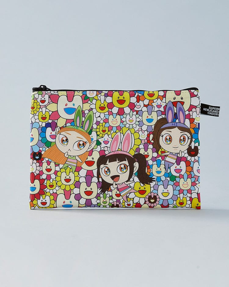 Pochette à motifs NewJeans x MURAKAMI (fleur)