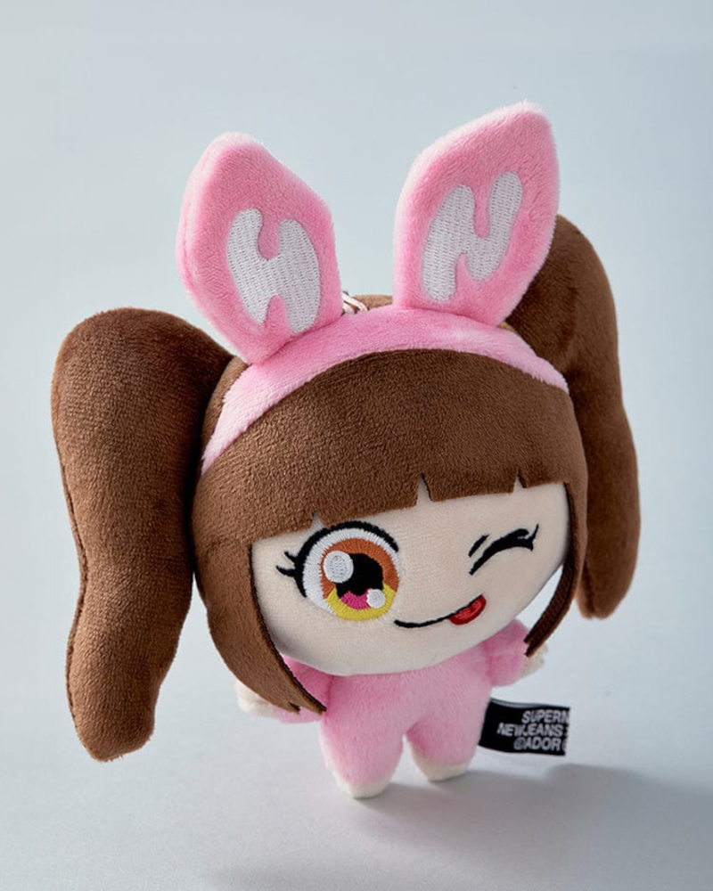 Porte-clés en peluche NewJeans x MURAKAMI