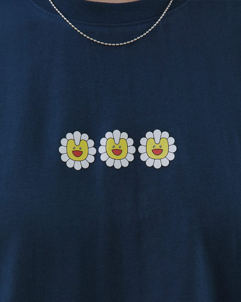 T-shirt NewJeans x MURAKAMI (bleu marine)