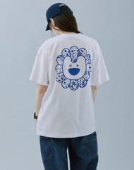 T-SHIRT NewJeans x MURAKAMI (BLANC)