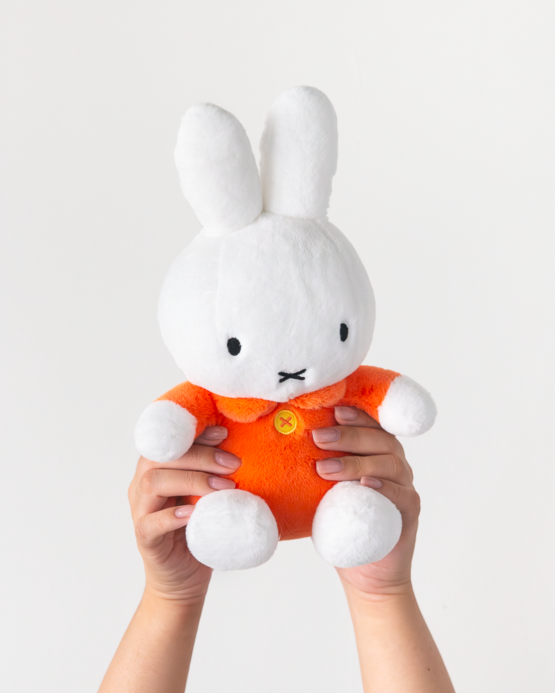 Miffy© Hug Me Plushie